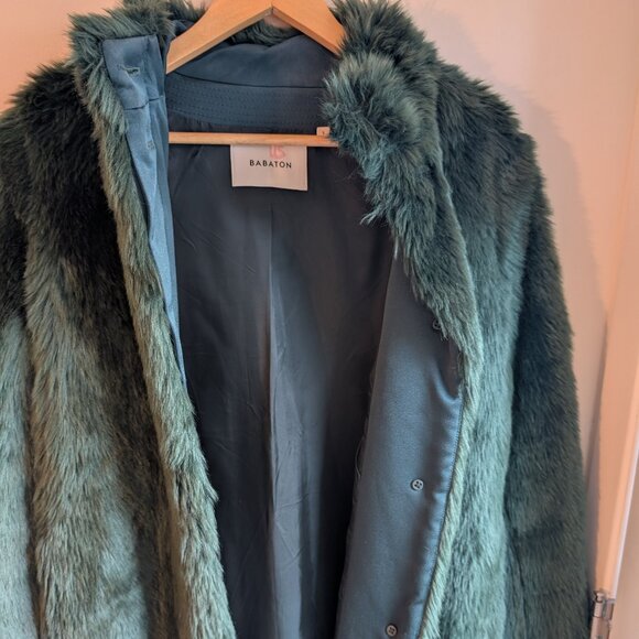 Stunning Aritzia Babaton Faux Fur Winter Coat – Small – Deep Green – Rare Color - Picture 9 of 12